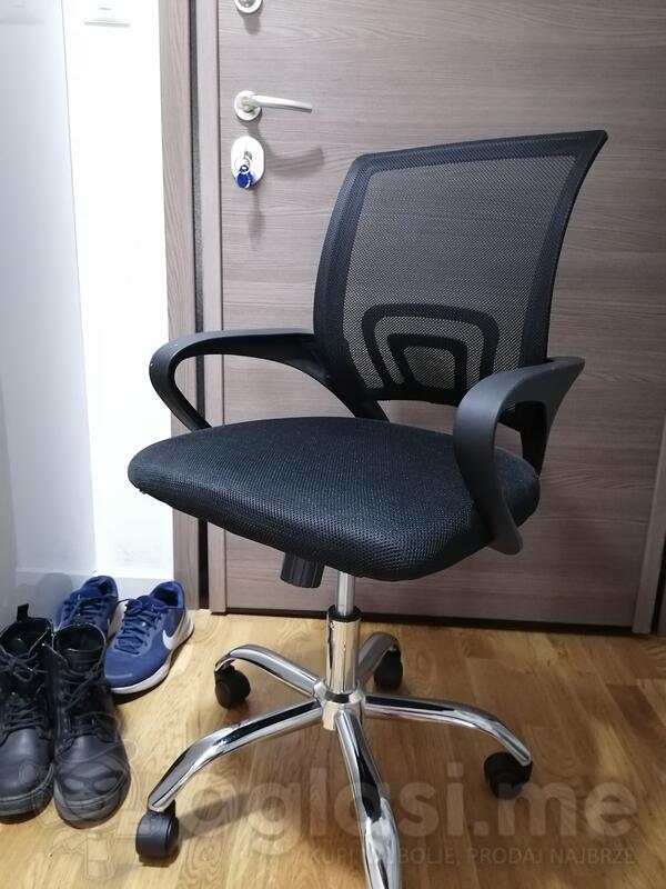 Kompjuterska stolica