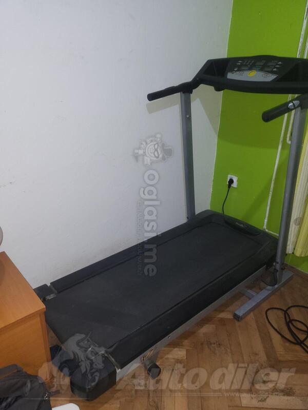 Prodajem polovnu traku za trcanje