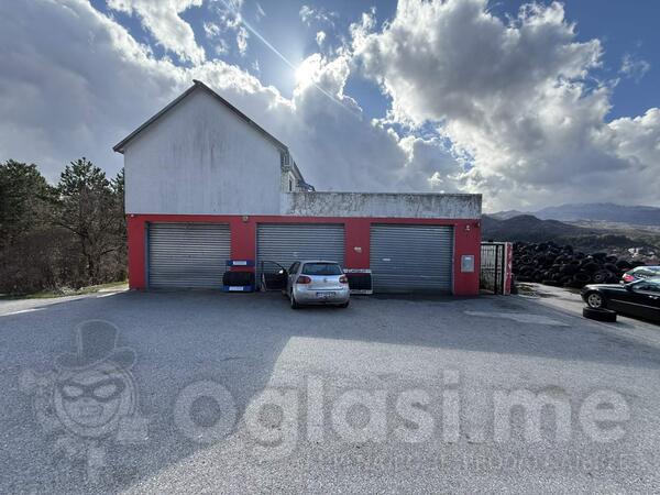 Garaža 260m2 - Cetinje - > Okolina grada