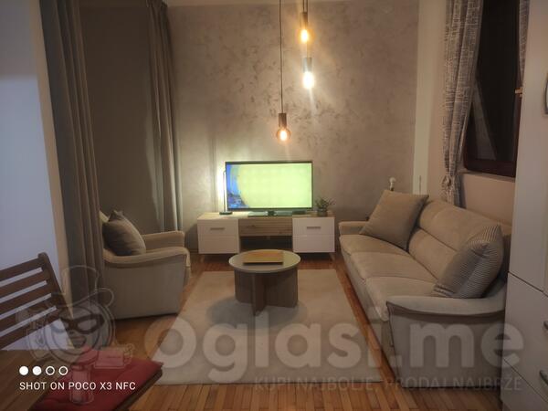 Garsonjera 30m2 - Podgorica - Blok 5