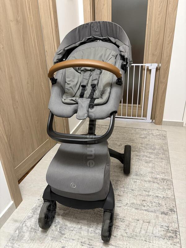 Stokke Xplory X sa dvije korpe
