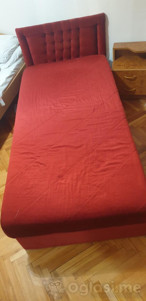 Krevet samac sa kasom