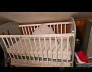 Prodajem krevetac, komodu i dubak 