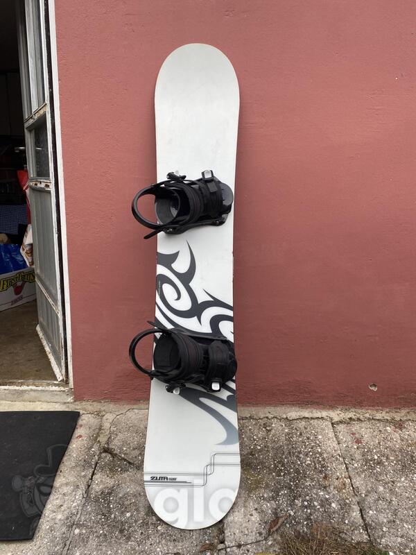 Zuma Japanski snowboard 150cm sa vezovima