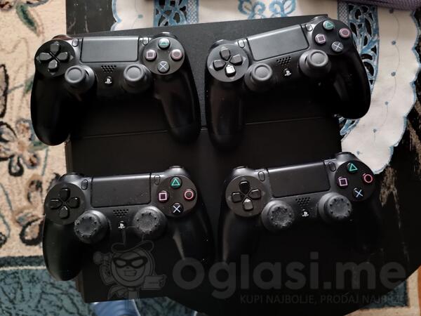 Sony - PlayStation 4