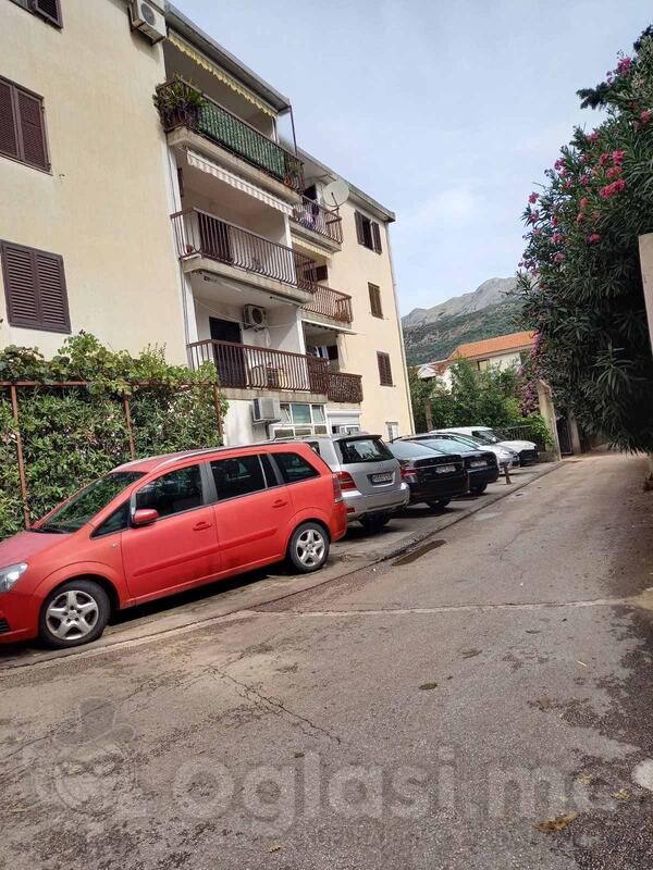 Garsonjera 31m2 - Budva - Velji Vinogradi