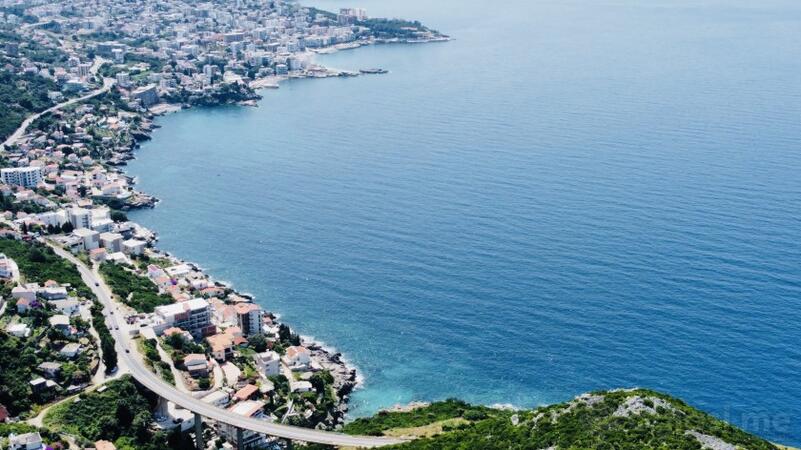 Građevinsko zemljište 710m2 - Bar - Dobra Voda