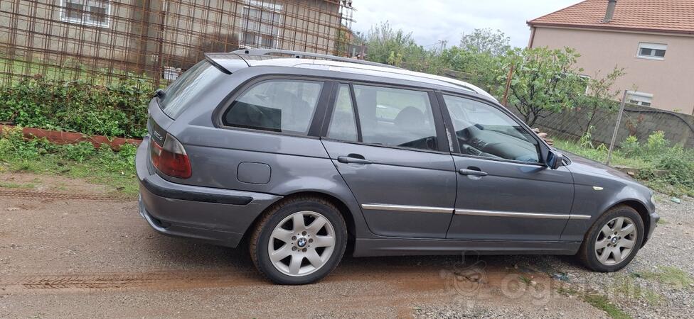 BMW - 320 - 2000