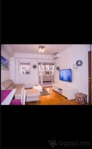 Jednosoban stan 50m2 - Nikšić - Centar grada