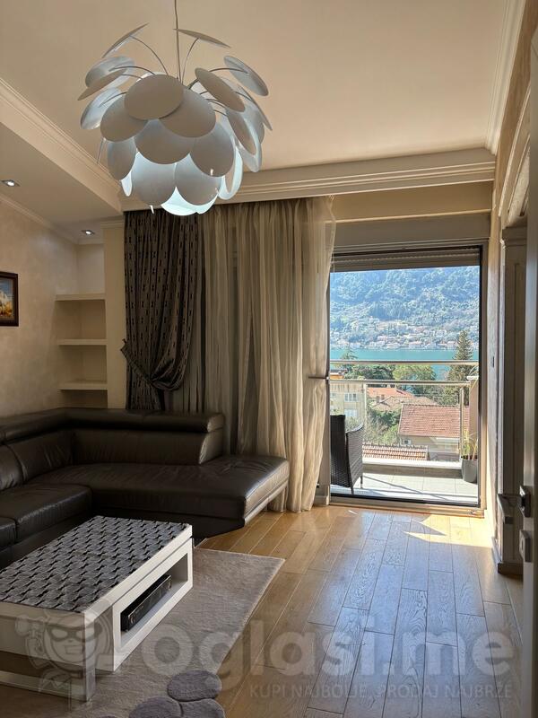 Dvosoban stan 100m2 - Kotor - Dobrota