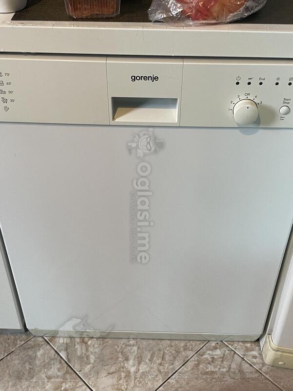 Prodajem polovnu mašinu za sudje