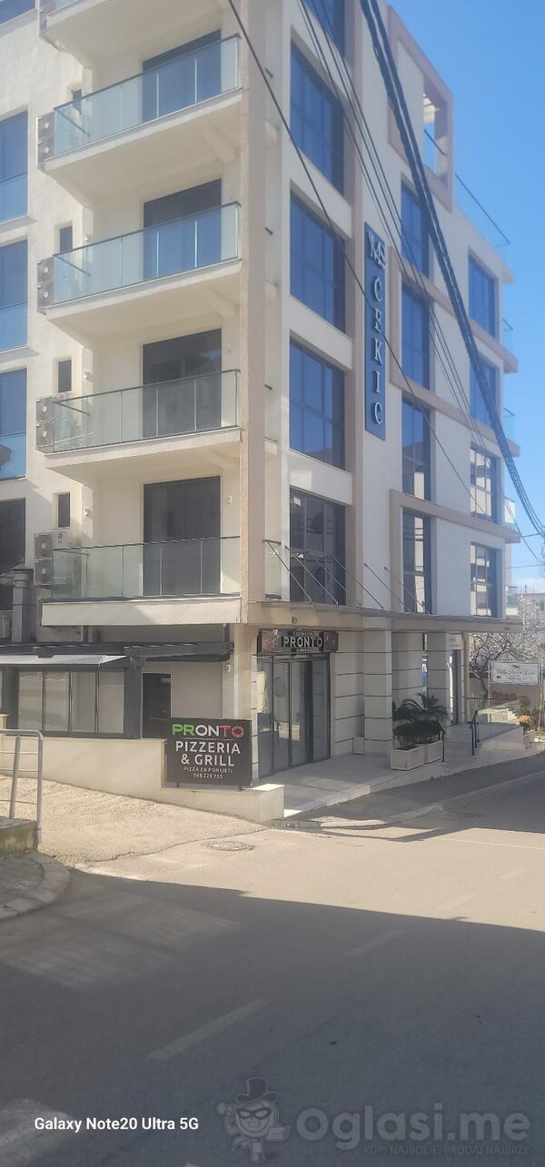 Restoran 90m2 - Bar - Dobra Voda