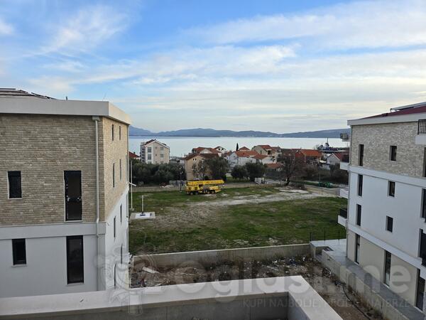 Dvosoban stan 70m2 - Herceg Novi - Bijela