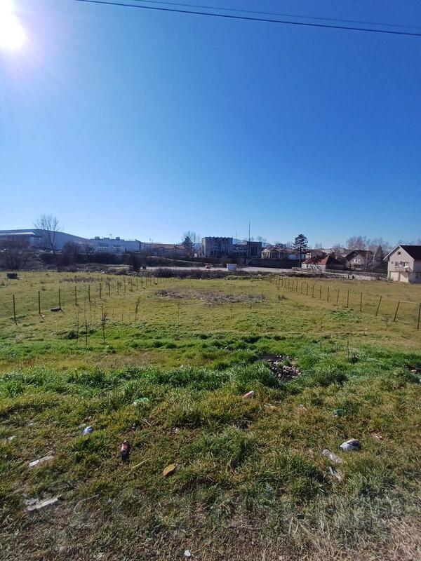 Građevinsko zemljište 1468m2 - Nikšić - > Okolina grada