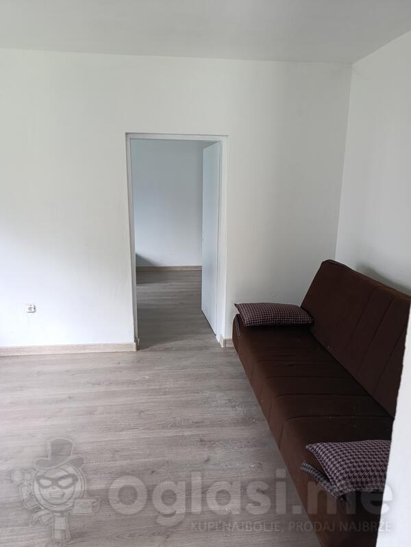 Jednosoban stan 42m2 - Podgorica - Stari Aerodrom Dom zdravlja