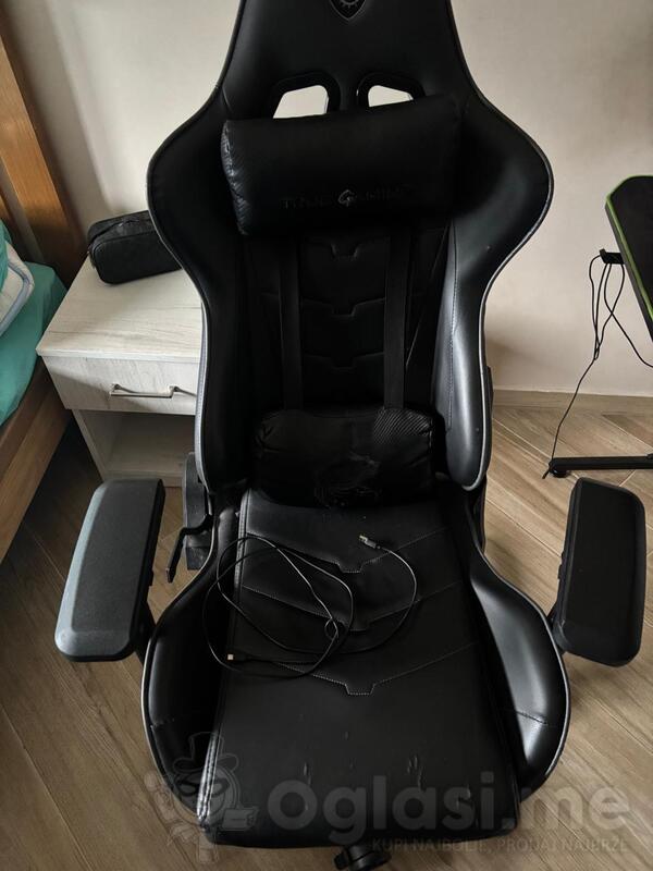 msi igračka stolica i stol