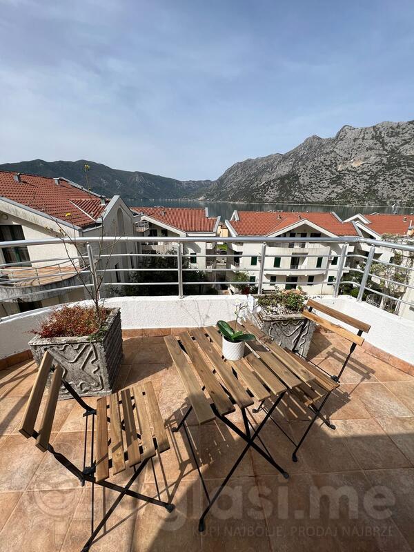 Trosoban stan 130m2 - Kotor - Risan