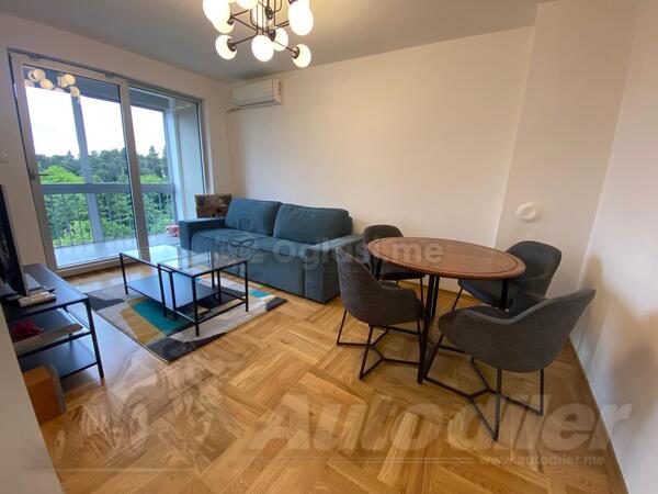 Jednosoban stan 40m2 - Podgorica - Podgorica (uži dio) Preko Morače