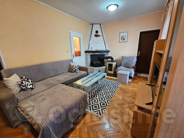 Dvosoban stan 58m2 - Herceg Novi - Igalo gomila nrastva jedinstva 132