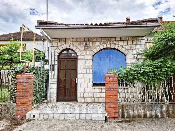 Lokal 25m2 - Podgorica - Masline