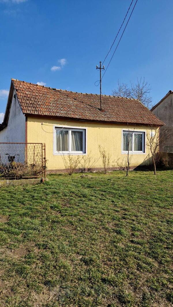 Porodična kuća 153m2 - Inđija - Krčedin