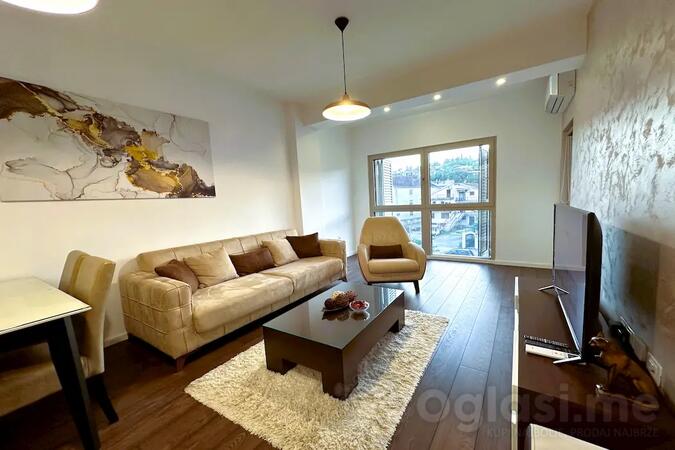 Jednosoban stan 50m2 - Podgorica - Preko Morače