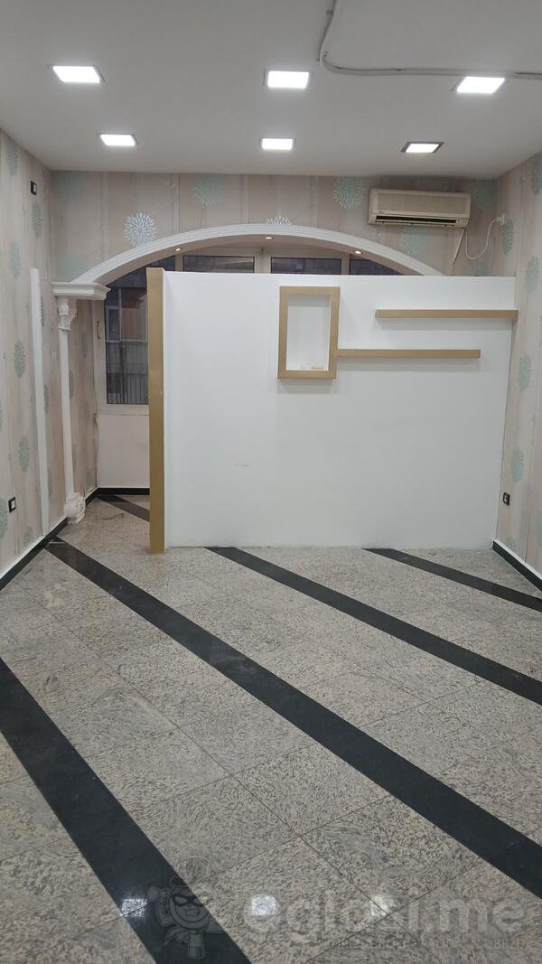 Poslovna zgrada 58m2 - Podgorica - Centar grada