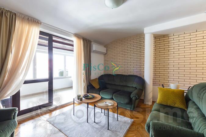 Dvosoban stan 75m2 - Podgorica - Centar grada