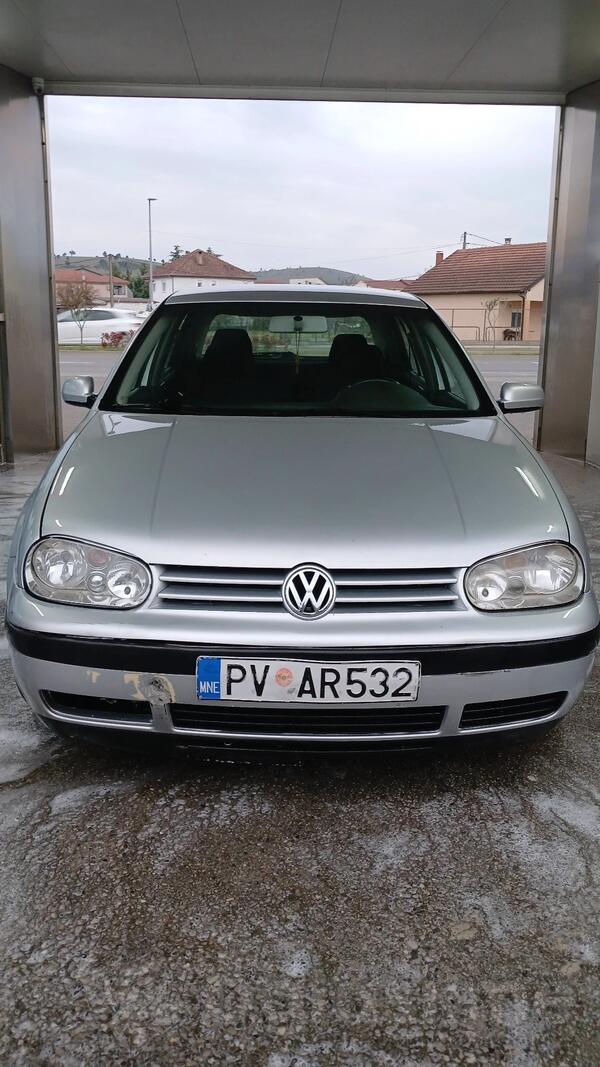 Volkswagen - Golf 4 - 1.9