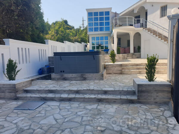 Vila 300m2 - Bar - Dobra Voda