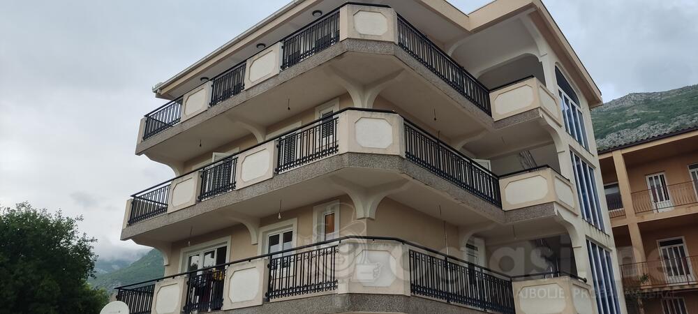 Dvosoban stan 61m2 - Bar - Sutomore