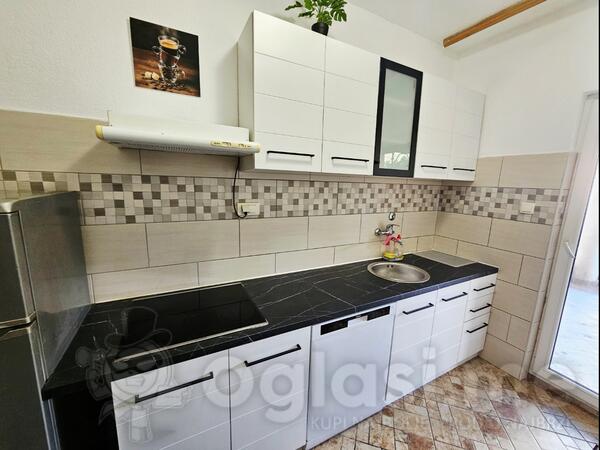 Trosoban stan 130m2 - Tivat - Mrčevac