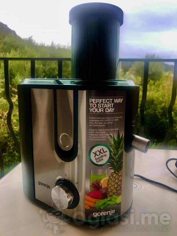 Prodajem polovni sokovnik Gorenje JC900