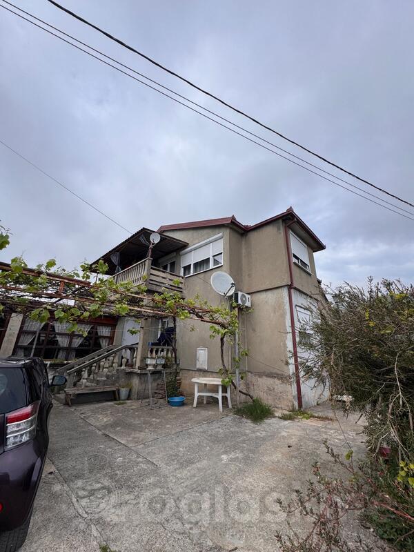 Porodična kuća 100m2 - Bar - Bar (uži dio)