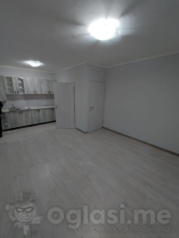 Jednosoban stan 43m2 - Podgorica - Preko Morače