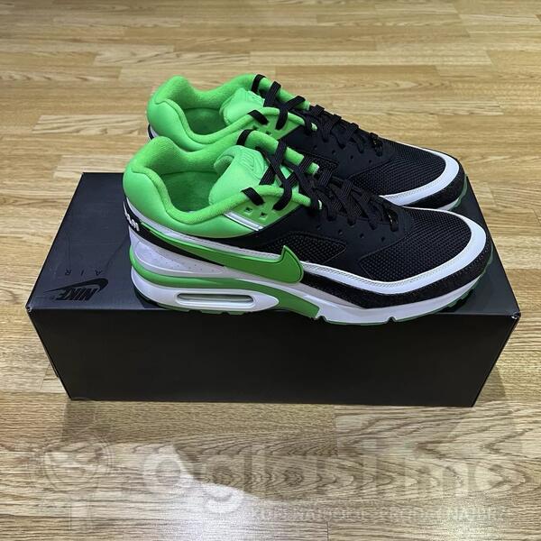 Prodajem nove patike ne obuvane u kutiji 43 broj