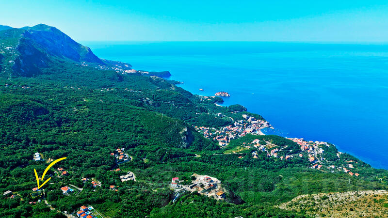Građevinsko zemljište 608m2 - Budva - > Okolina grada