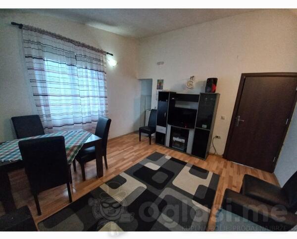 Jednosoban stan 50m2 - Bar - Polje