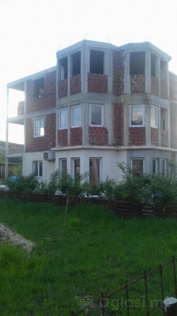 Dvosoban stan 80m2 - Kotor - Lješevići Bigova