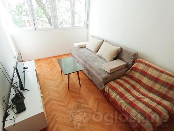 Garsonjera 25m2 - Podgorica - Kod Gintaša