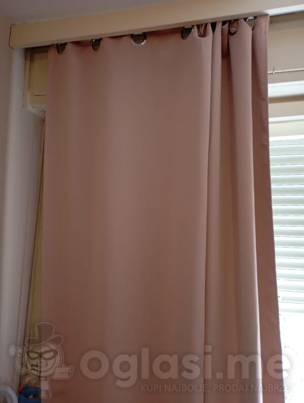 Na prodaju dvije draperije