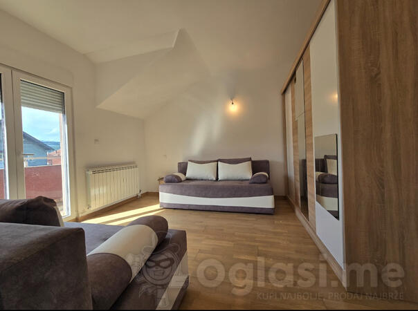Porodična kuća 180m2 - Podgorica - Zlatica