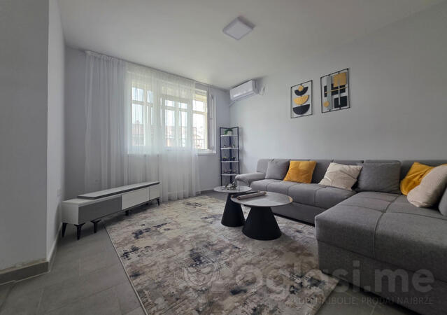 Jednosoban stan 52m2 - Podgorica - Preko Morače