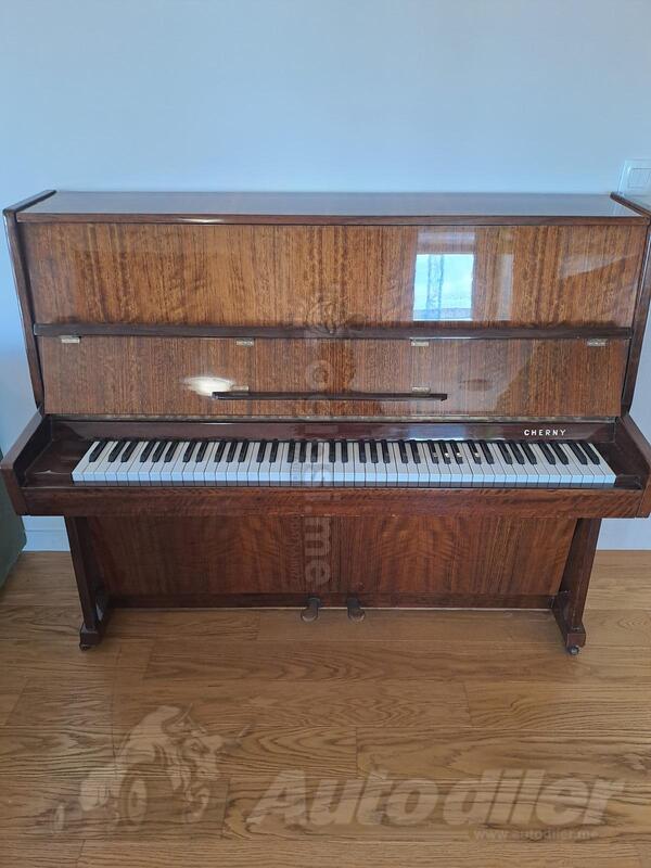 Klavir Pianino