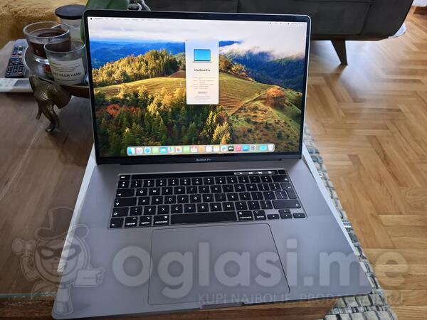Apple  - 15.6" Intel i9 16 DDR4 2667 MhzGB GB
