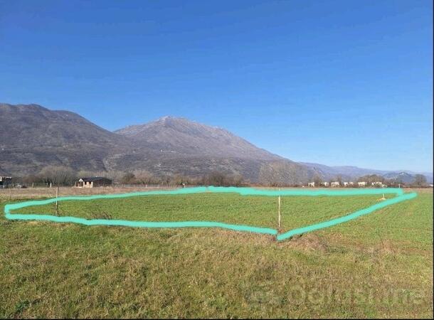 Građevinsko zemljište 1900m2 - Danilovgrad - Sladojevo Kopito