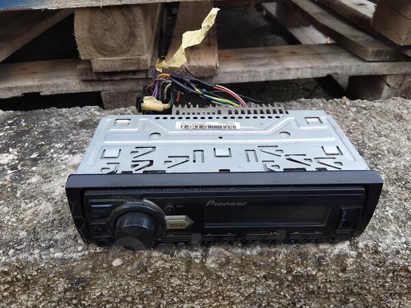 CD / DVD / MC / Radio player