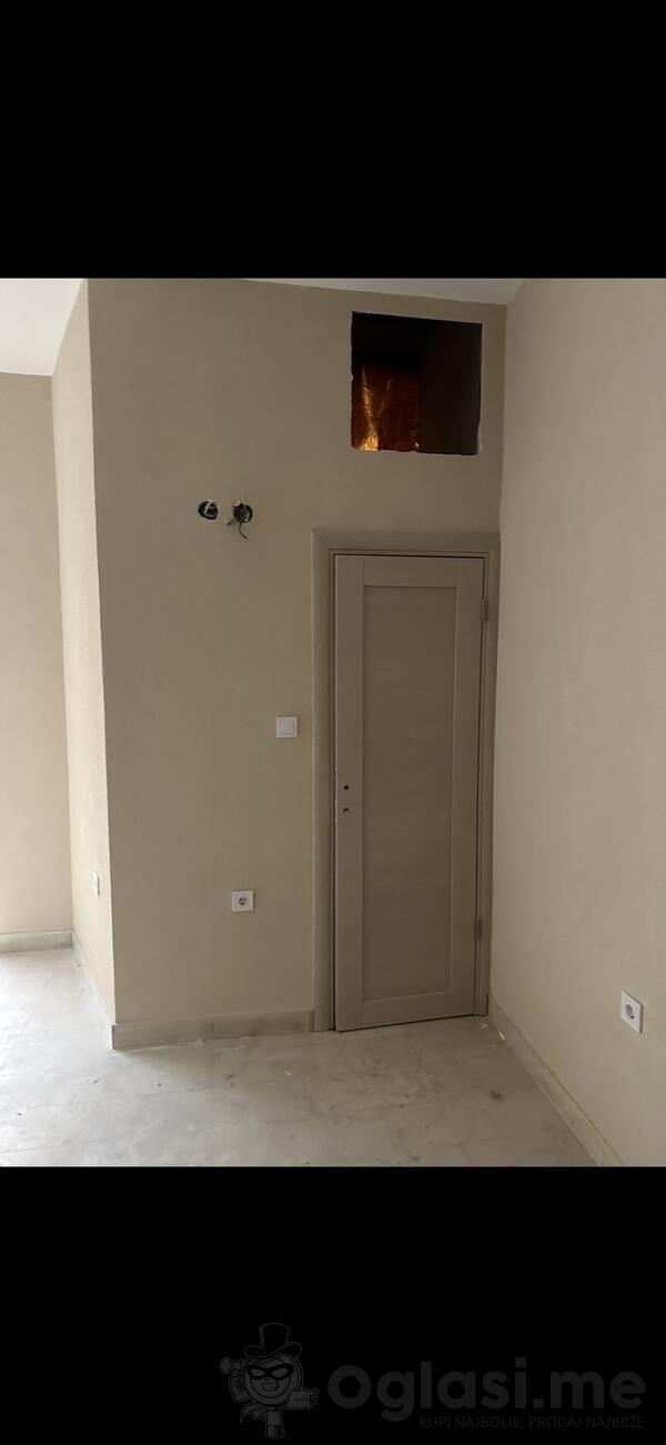Kancelarija 17m2 - Podgorica - Centar grada