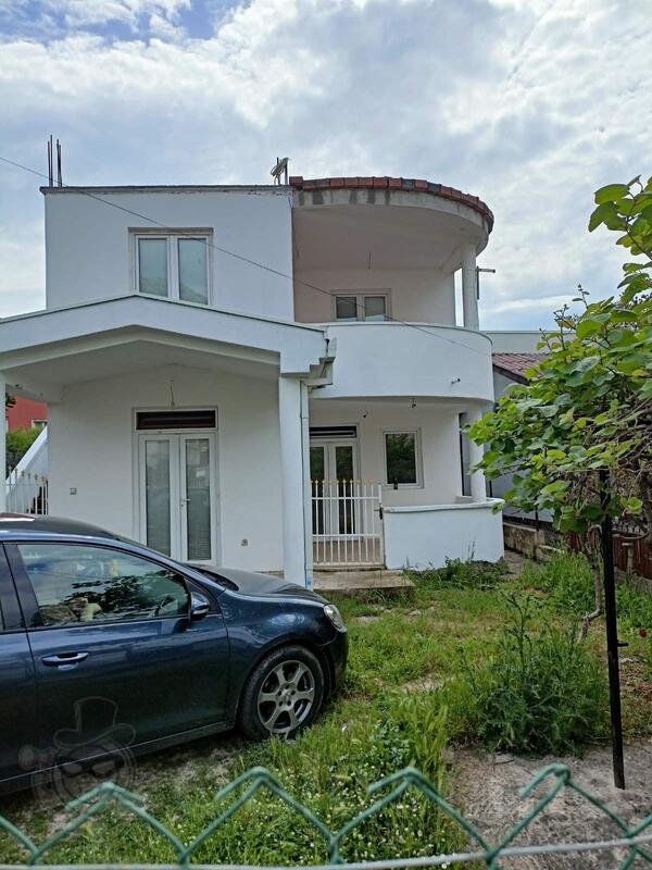 Kuća sa više stanova 150m2 - Bar - Dobra Voda