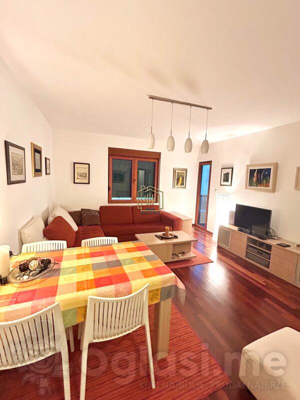 Jednosoban stan 48m2 - Žabljak - Centar grada